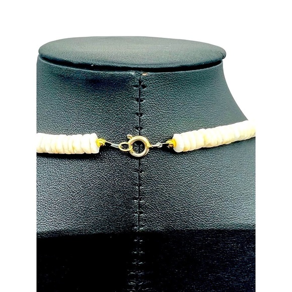 Vintage White & Pink Shell Necklace.  A25 - Picture 6 of 8